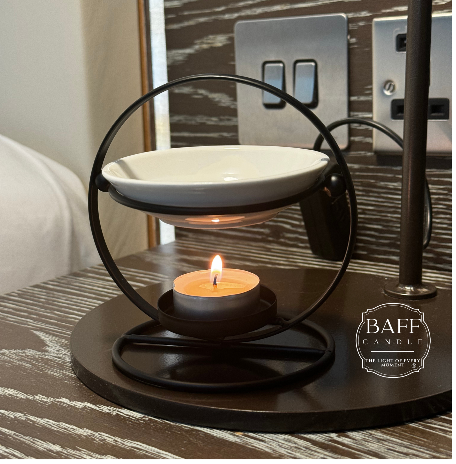 Aromatic Oil Burner Wax Melt Burner with Ceramic Bowl